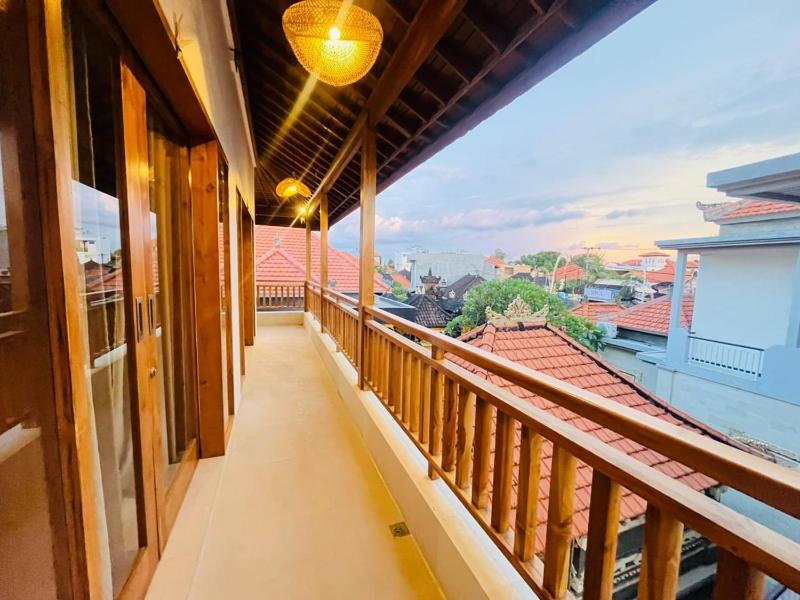 Umah Tisya Guest House - image 48