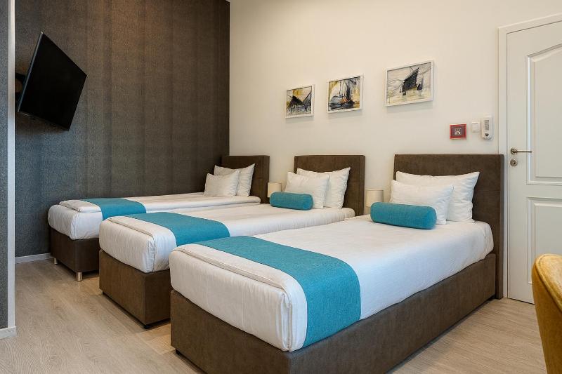 Hotel Mika Downtown - image 13