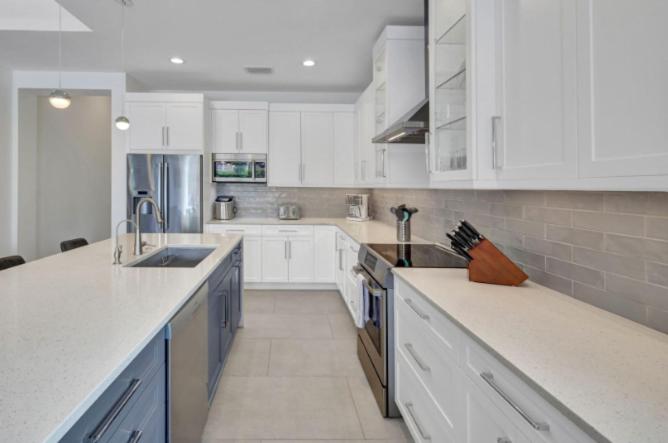 Twin Tides 2 Side-by-Side Homes w/ Pools + Spas - image 35