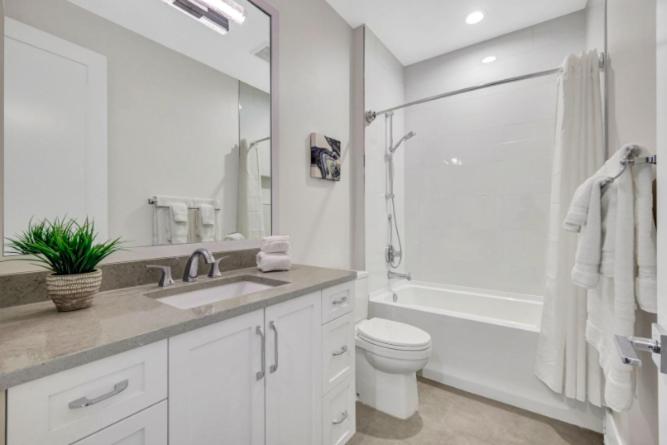 Twin Tides 2 Side-by-Side Homes w/ Pools + Spas - image 43