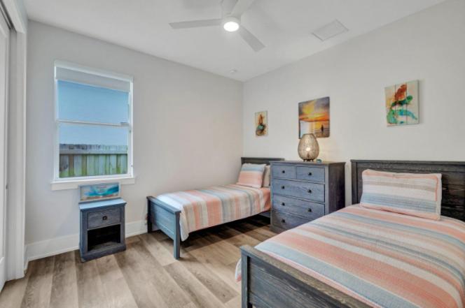 Twin Tides 2 Side-by-Side Homes w/ Pools + Spas - image 45