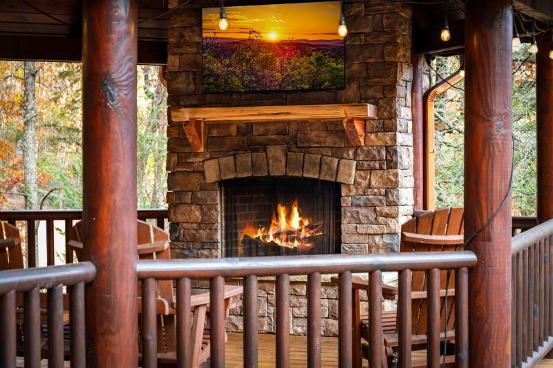The Bears & Bees Lodge - image 5