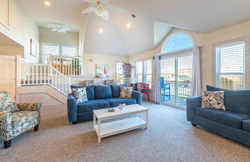 The Barnacle Barn - KDH MP 9.5 Ocean View 145 Yds to Beach Tiki Bar Pool Hot Tub Pets OK - image 22