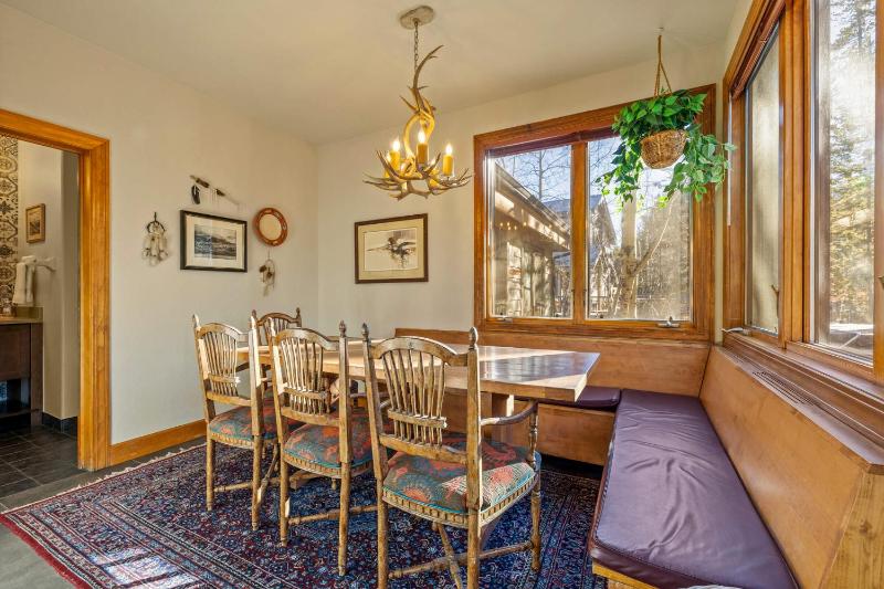 Boulder Ridge Lodge: Huge Ski-In Home w/ 20 Beds - image 27