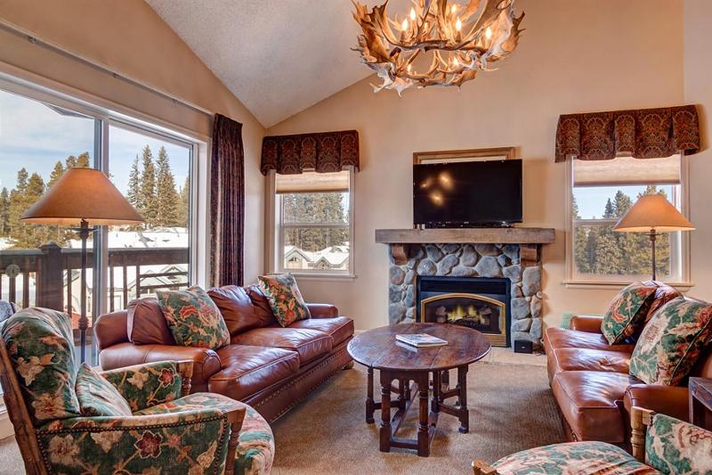 Tyra Summit Breck Hideout Condo: Ski-In/Ski-Out - image 2