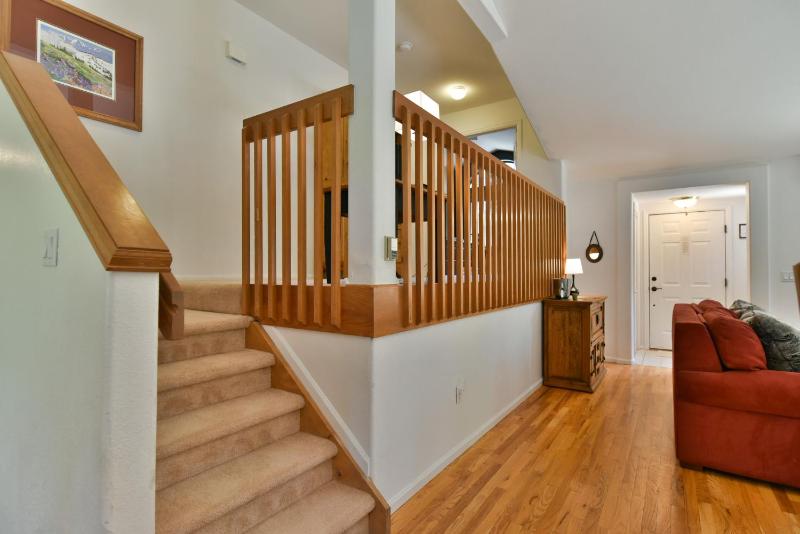 Park Forest Deer Trail Townhome: Hot Tub On Shuttle Route - image 15