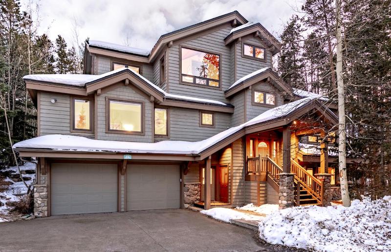 Boulder Ridge Lodge: Huge Ski-In Home w/ 20 Beds - image 45