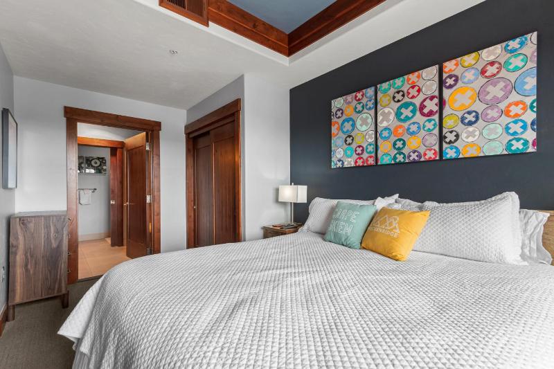 One Ski Hill Place Condo: Peak 8 Ski In/Out Resort Amenities - image 18