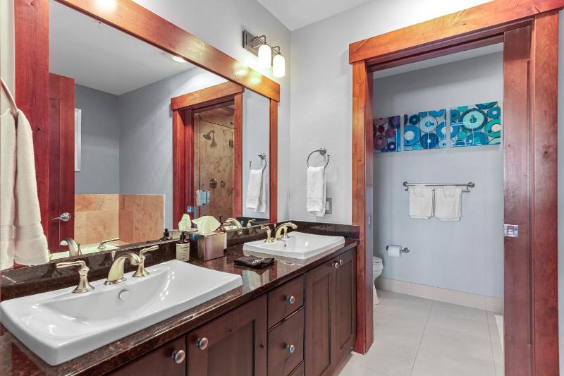 One Ski Hill Place Condo: Peak 8 Ski In/Out Resort Amenities - image 12