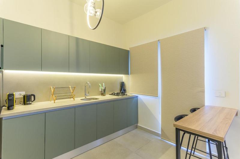 Coral 1BR Apartment In Mar Mikhael - image 8