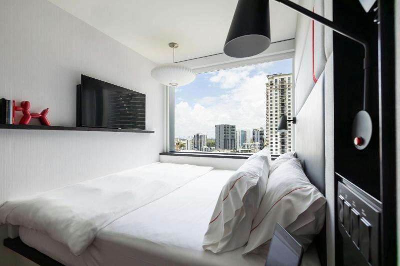 citizenM Miami Brickell - image 8