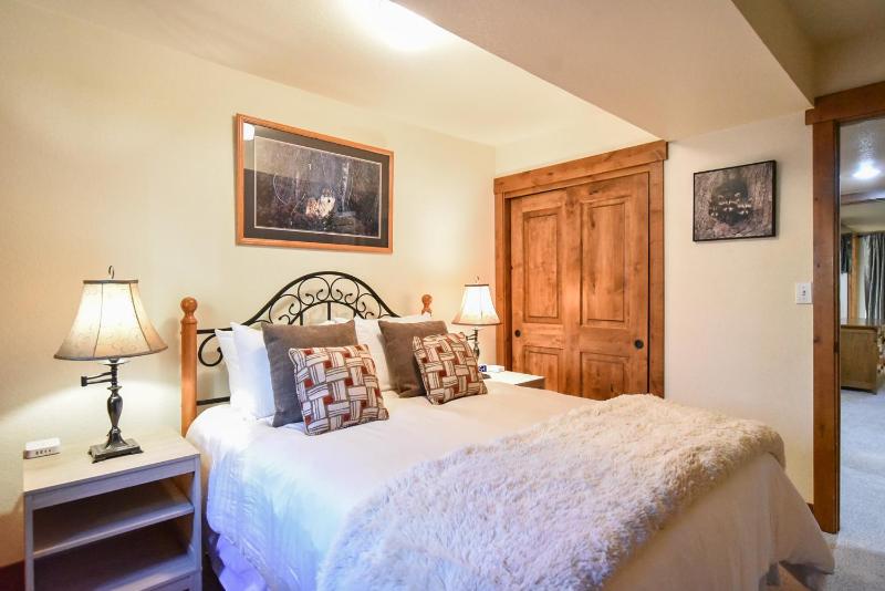 Village Point Alpine Townhome - Walk to Lifts/Town Close to Everything - image 24