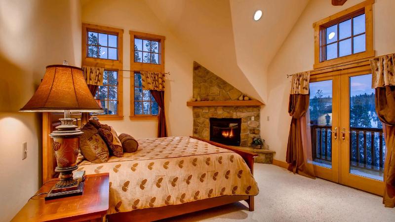Mountain Lodge at Snowshoe: Beautiful Location Views - image 17
