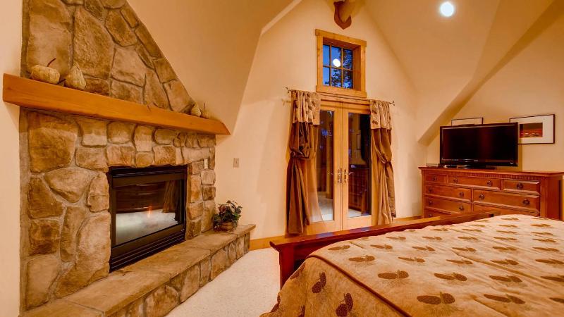Mountain Lodge at Snowshoe: Beautiful Location Views - image 14