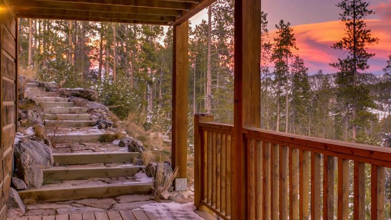 Mountain Lodge at Snowshoe: Beautiful Location Views - image 19