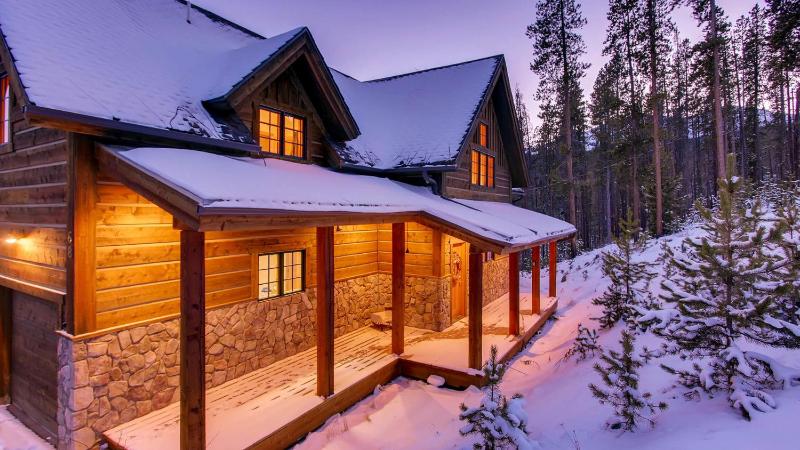 Mountain Lodge at Snowshoe: Beautiful Location Views - image 9