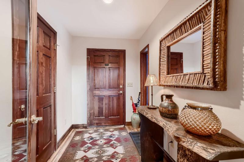 Ullr Haus: Luxurious Mountain Home w/ Hot Tub Views - image 36