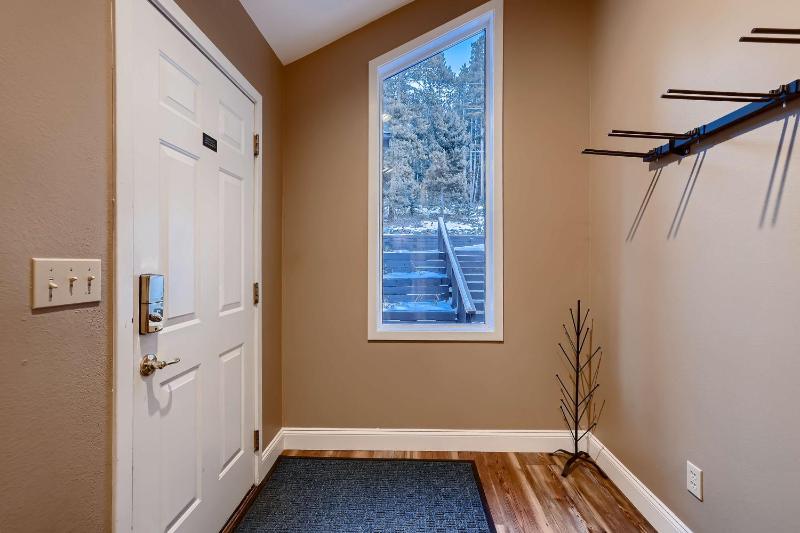 Ullr Haus: Luxurious Mountain Home w/ Hot Tub Views - image 26