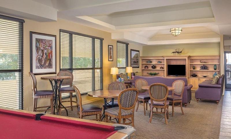 Wyndham Tropicana Resort- 2BR- Apartment with Resort Access - image 9