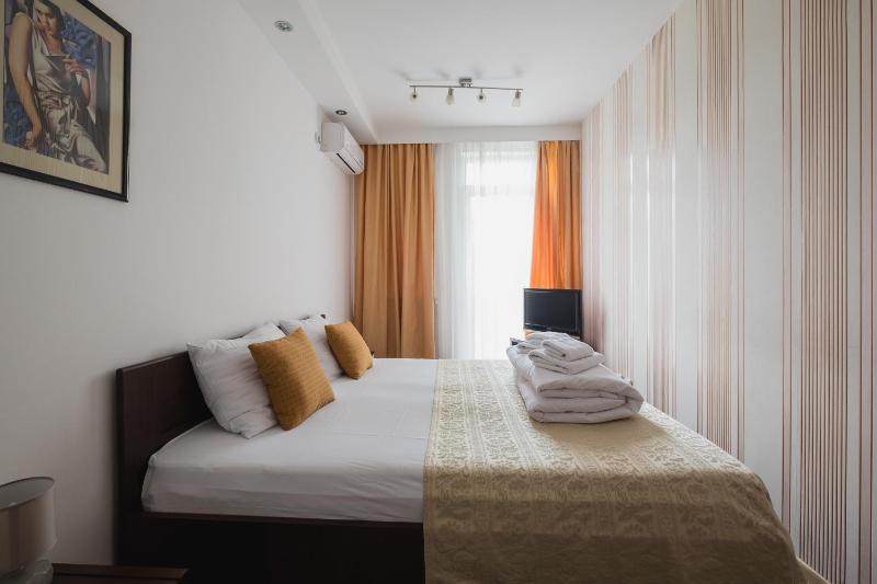 Two-Bedroom Suite image 2