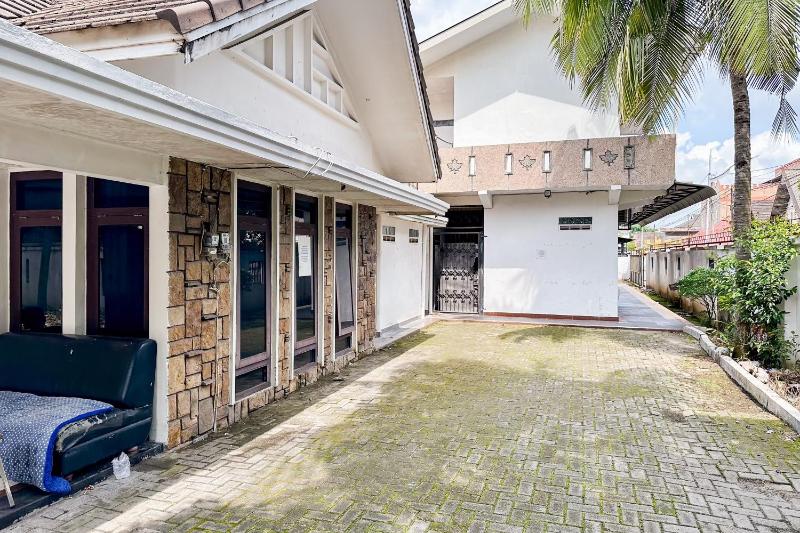 RedDoorz near Gajah Mada Park Medan - image 2