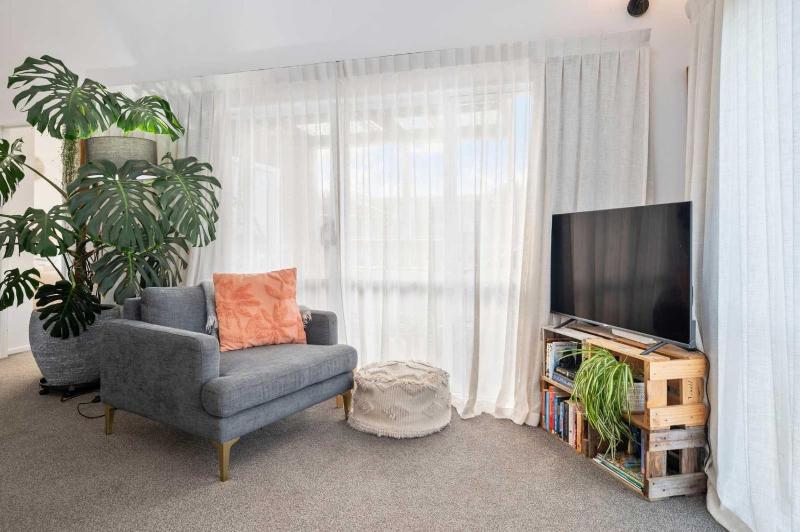 Urban Nook - Stylish Two Bedroom Hideaway - image 17