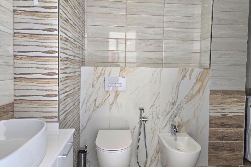 Brisa Del Mar Beachfront Apartment - image 12