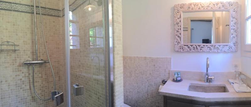 Double Room with Shower image 3