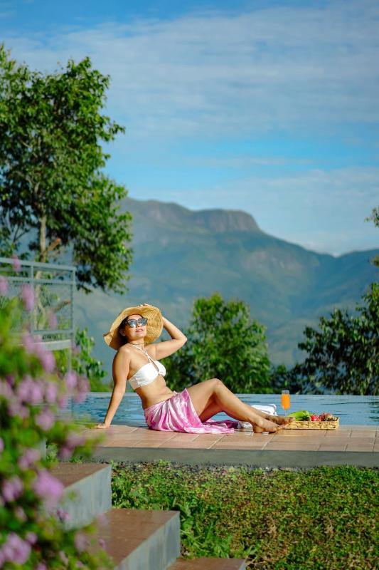 Gardenia Pool Resort Kanthalloor by VOYE HOMES Mountain View Stay Near Bhramaram view Point - image 16