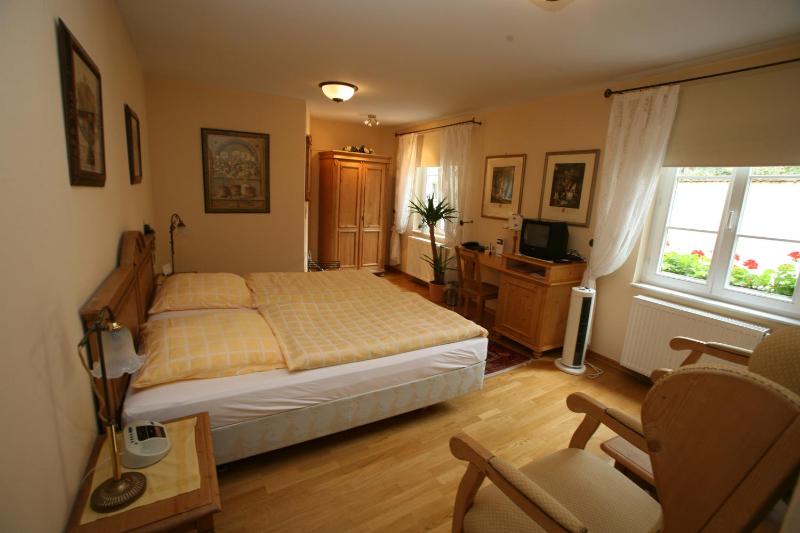Hotel-Restaurant Hackteufel - image 21