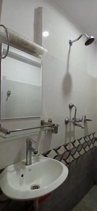 Hotel Silver Jubilee - image 6