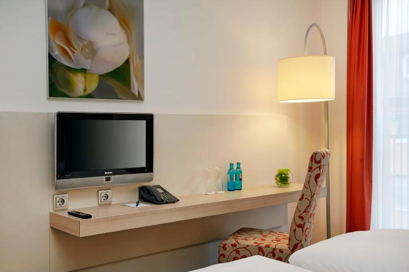 H+ Hotel Munchen - image 12