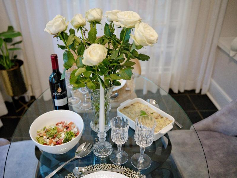The Sweet Rose - image 6