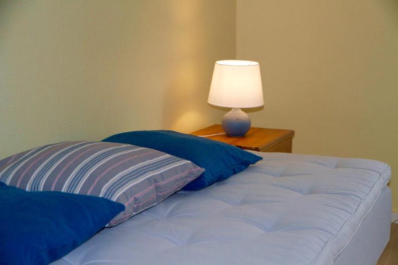 Family Room with Garden View image 2