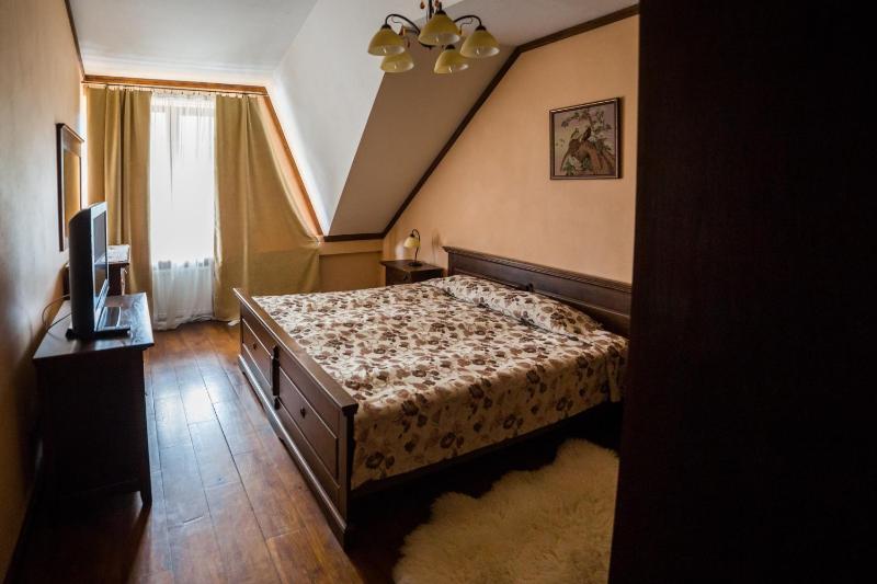 Two-Bedroom Suite image 3