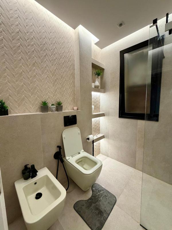 Teds Luxury Apartments 3 - image 15