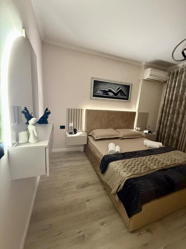 Teds Luxury Apartments 3 - image 12
