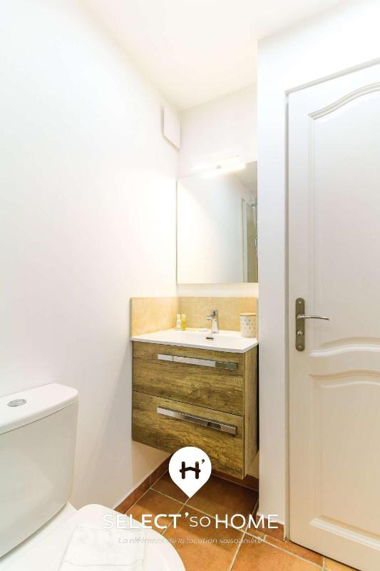 SELECT'soHOME - T2 sur les hauteurs d'Aiguebelle avec piscine privée parking et vue mer !- ROCCA BELLA - image 10