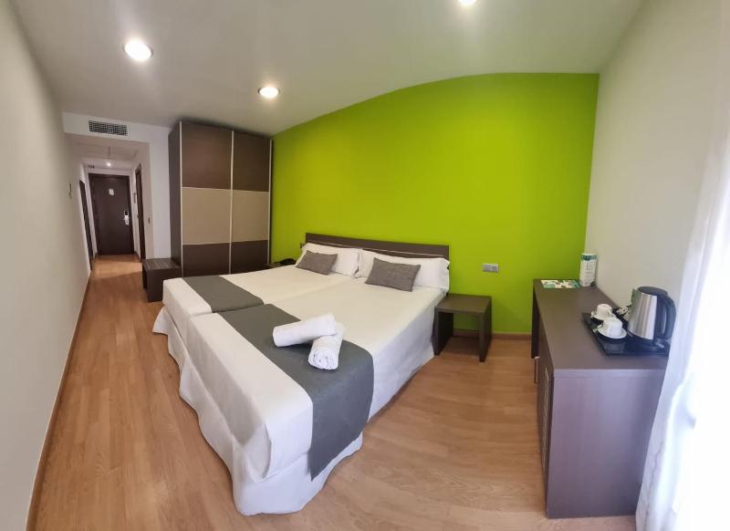 Hotel Clopy Rocamar - image 11