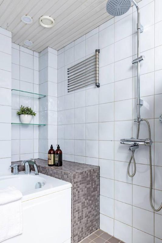 Scandi City Loft Jacuzzi Balcony AirCon - image 2