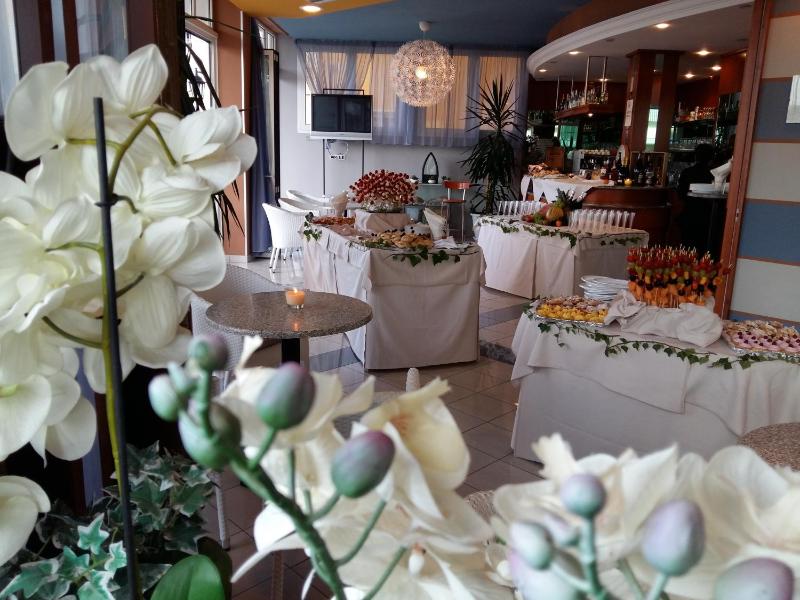 Hotel Bellevue - image 30