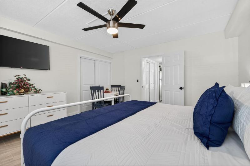 Sunset Beach Suites Unit 2 - image 46