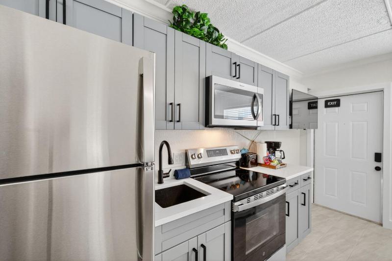 Sunset Beach Suites Unit 2 - image 47