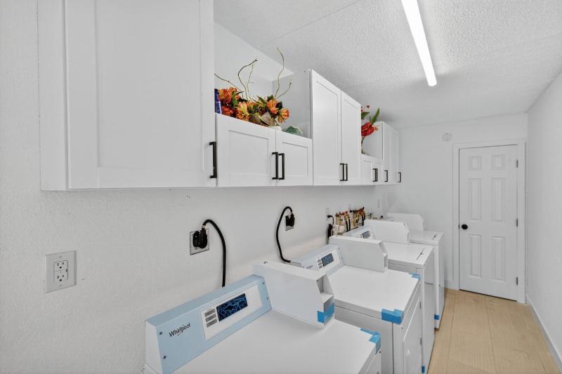 Sunset Beach Suites Unit 3 - image 23