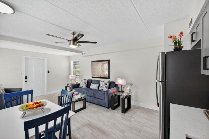 Sunset Beach Suites Unit 1 - image 16