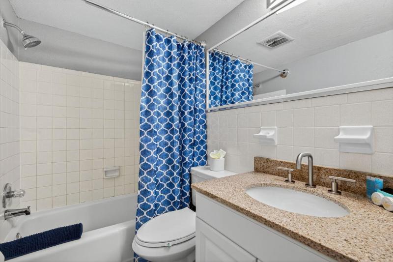 Sunset Beach Suites Unit 8 - image 34