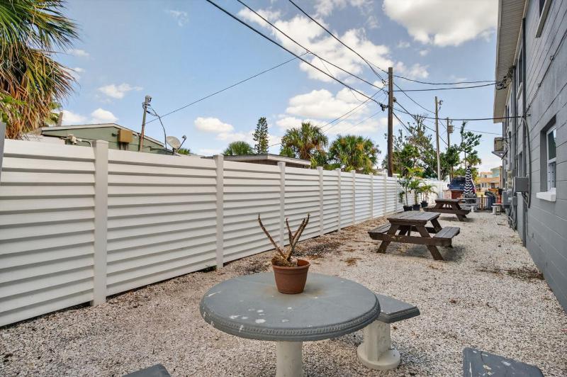 Sunset Beach Suites Unit 7 - image 31