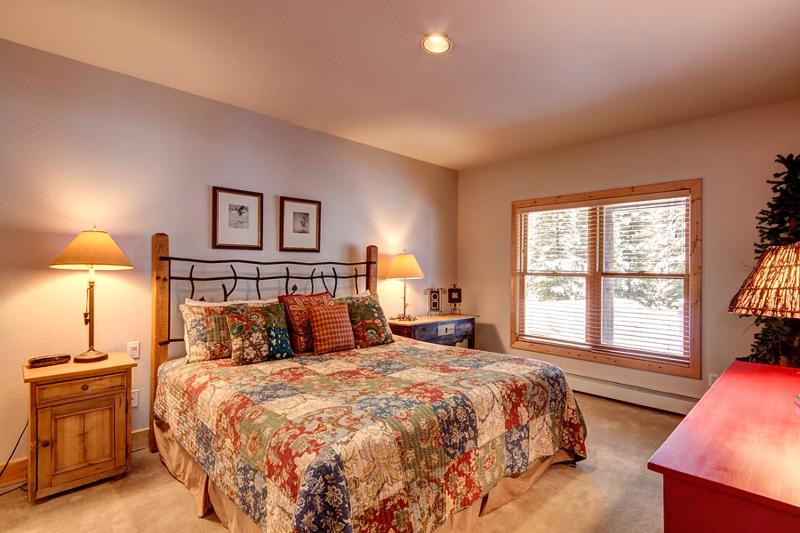 White Wolf Mountain Air Townhome: Elegant Retreat - image 10