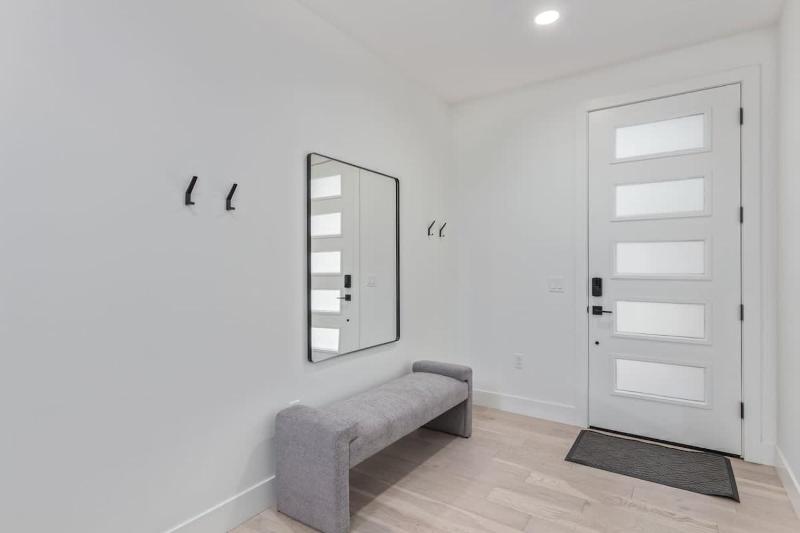 Modern Luxury at Skysong - image 7