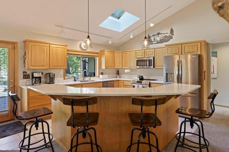 37 Kinglet - image 18